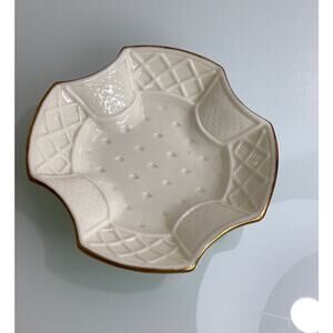 Fitz and Floyd Essentials The botanical Collection plate gold color trim EUC